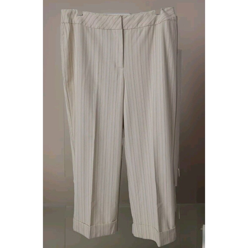 Investments Womens Pin Stripped Stretch Pockets  Capris Pants Sz 14
